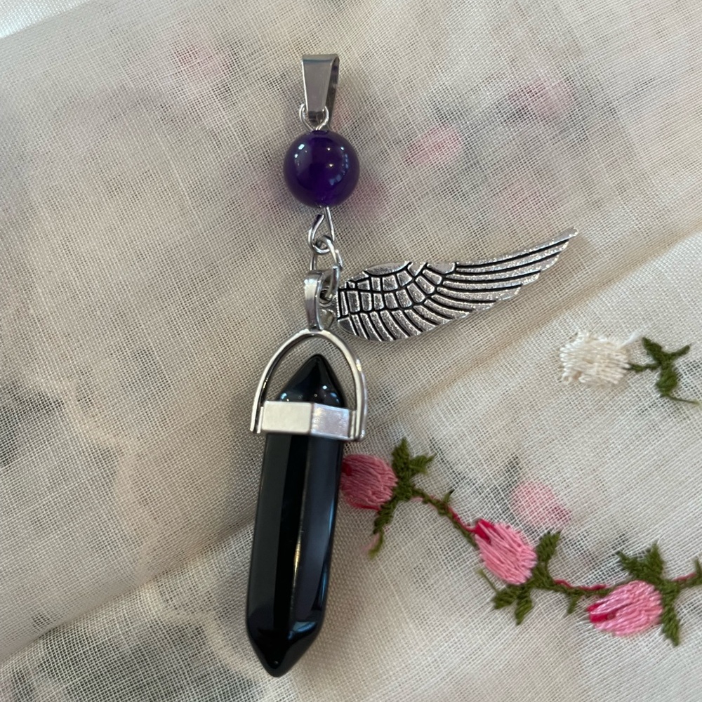 NWOTS Black Onyx crystal point Pendulum pendant with Angel Wing & purple bead